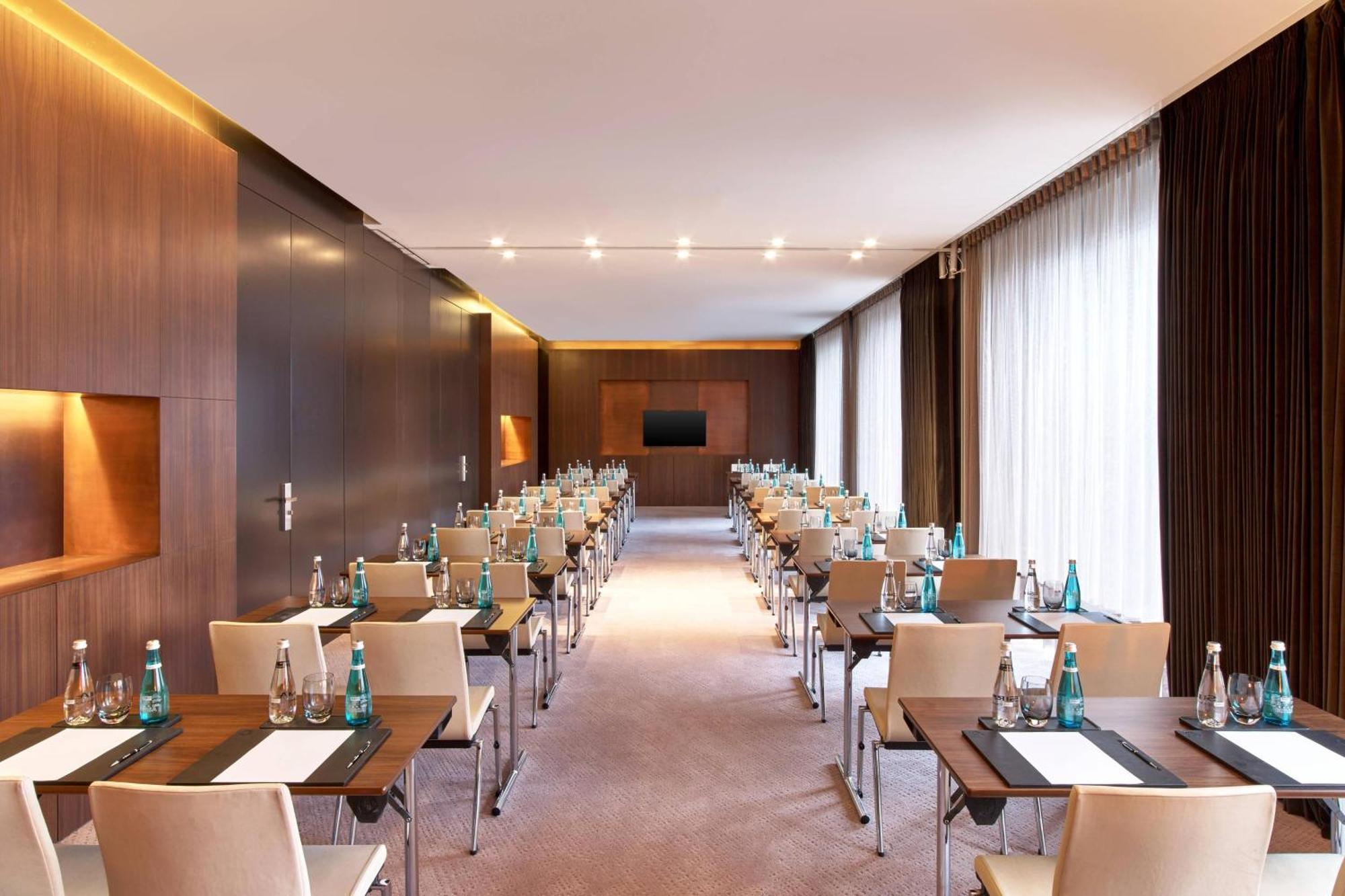 The St. Regis Otel İstanbul